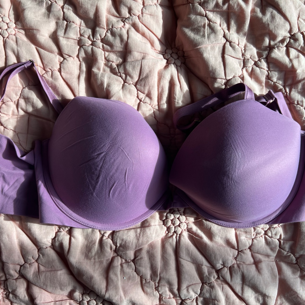 NWOT push-up Victoria’s Secret bra size 38DDD